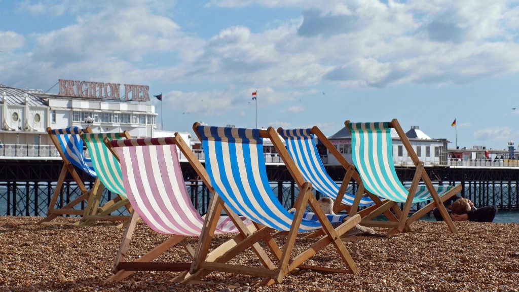 Pebbles, waves, and postcard-perfect views — Brighton Beach is the ultimate British seaside escape.
